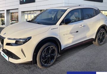 Alfa Romeo Junior 15.000 km 28.980 &euro; Maintal 63477