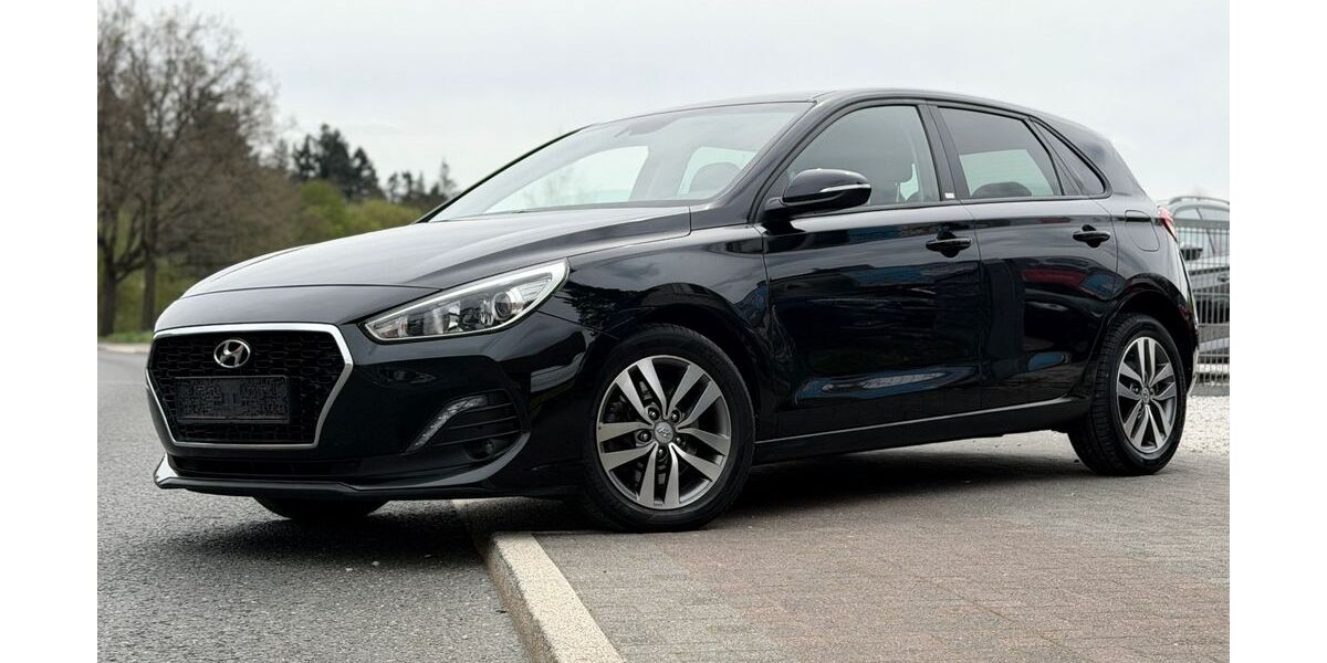 Hyundai i30 46.000 km 12.900 &euro; Bad Homburg 61350
