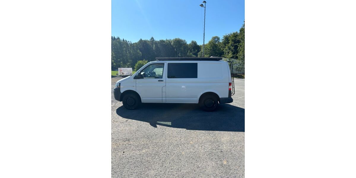 VW T5 Transporter 280.000 km 9.900 &euro; Limeshain 63694