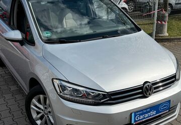 VW Touran 97.684 km 16.450 &euro; Offenbach 63071
