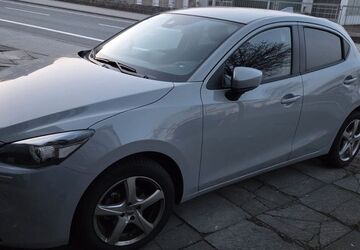 Mazda 2 Hybrid 13.000 km 19.800 &euro; Bad Homburg 61352