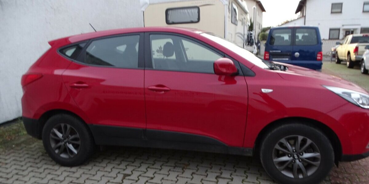 Hyundai ix35 FIFA World Cup Edition 2W,AHK 78.713 km 8.990 &euro; Rodgau 63110