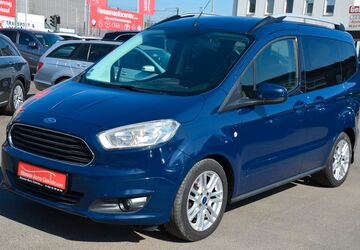 Ford Tourneo Courier 134.000 km 6.900 &euro; Frankfurt am Main 60388