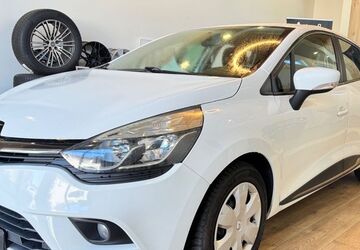 Renault Clio 173.140 km 6.400 &euro; Schaafheim 64850