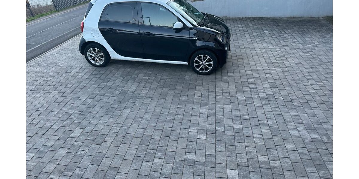 Smart ForFour 129.000 km 8.600 &euro; Goldbach 63773