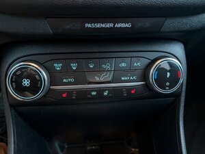 Ford Fiesta Titanium*WinterPaket*getönte Scheiben 50.000 km 15.980 &euro; Nidderau 61130