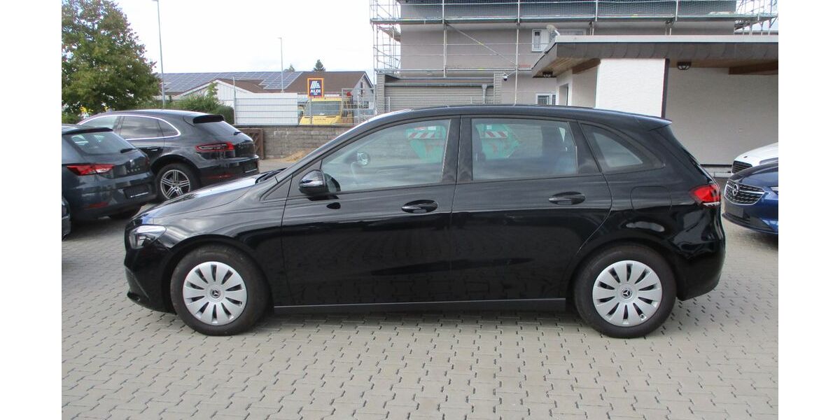 Mercedes-Benz B 180 99.947 km 19.499 &euro; Babenhausen 64832