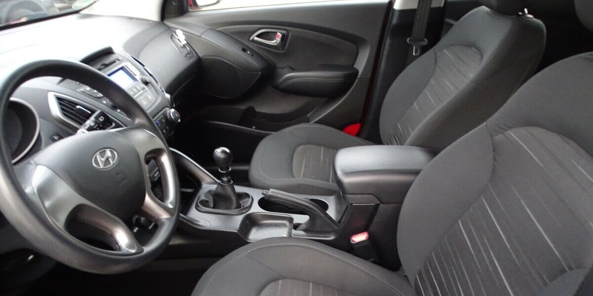 Hyundai ix35 FIFA World Cup Edition 2W,AHK 78.713 km 8.990 &euro; Rodgau 63110