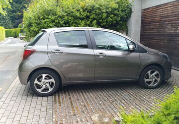 Toyota Yaris 110.000 km 11.499 &euro; Oberursel 61440