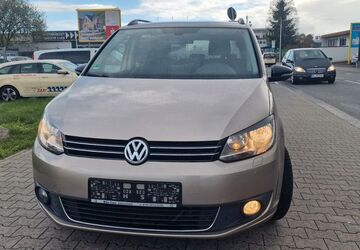 VW Touran 263.000 km 5.900 &euro; Dietzenbach 63128