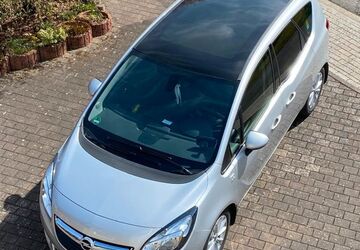 Opel Meriva 72.000 km 8.600 &euro; Rodgau 63110