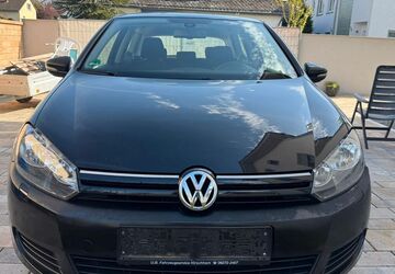 VW Golf 228.000 km 1.700 &euro; Dietzenbach 63128