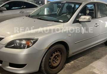 Mazda 3 57.000 km 3.700 &euro; Frankfurt 65933