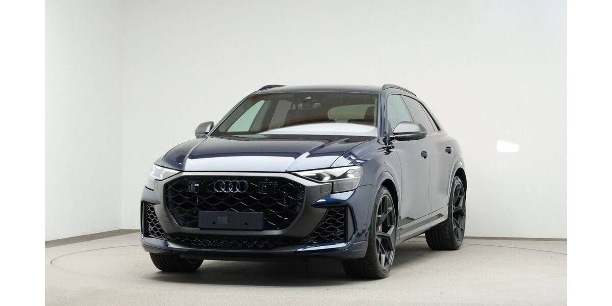 Audi RSQ8 2.100 km 173.420 &euro; Mühlheim 63165