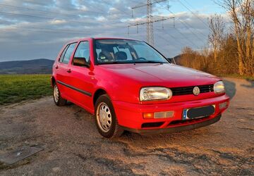 VW Golf 99.000 km 3.999 &euro; Sailauf 63877