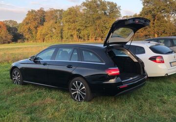 Mercedes-Benz E 300 126.000 km 23.500 &euro; Frankfurt 60316