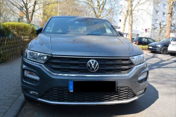 VW T-Roc 20.600 km 21.400 &euro; Frankfurt am Main 60329