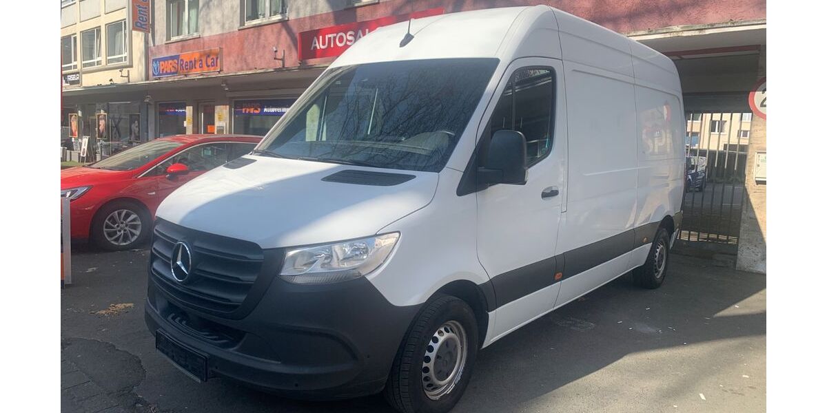 Mercedes-Benz Sprinter 180.500 km 17.990 &euro; Frankfurt am Main 60327