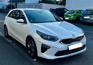 Kia ceed / Ceed 87.200 km 14.800 &euro; Aschaffenburg 63741