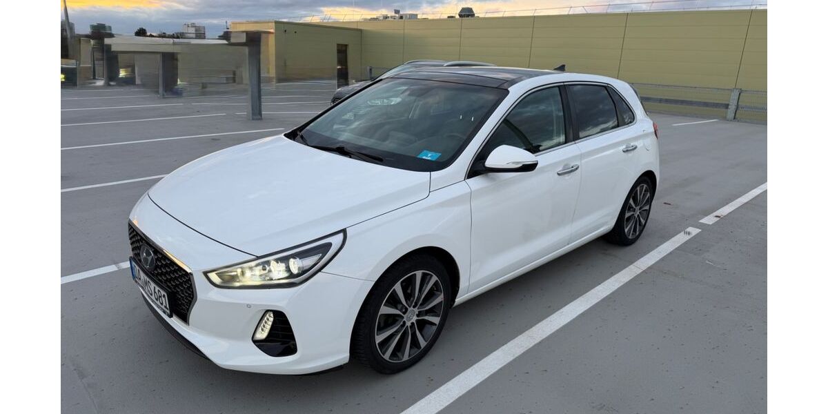 Hyundai i30 127.500 km 12.999 &euro; Frankfurt am Main 65936