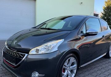 Peugeot 208 105.000 km 9.800 &euro; Nidderau 61130