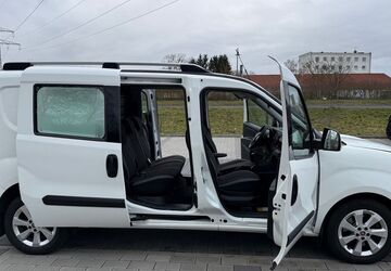 Fiat Doblo 76.410 km 17.999 &euro; Erlensee 63526