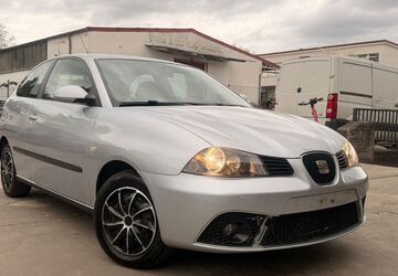 Seat Ibiza 75.500 km 2.700 &euro; Frankfurt am Main 65933