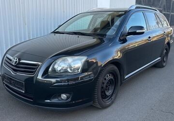 Toyota Avensis 208.000 km 3.600 &euro; Biebergemünd 63599