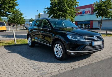 VW Touareg 268.000 km 13.500 &euro; Hanau 63450