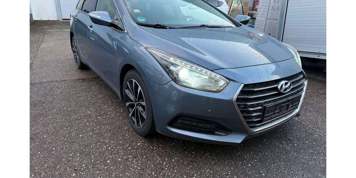 Hyundai i40 200.000 km 6.999 &euro; Maintal 63477