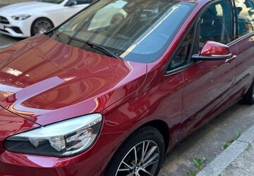 BMW 218 Active Tourer 120.000 km 9.700 &euro; Frankfurt am Main 60318