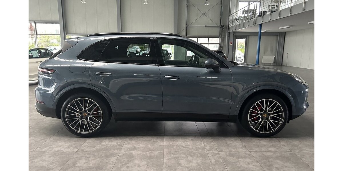 Porsche Cayenne AHK- LUFTFEDERUNG- MATRIX- PANORAMA-BOSE 51.622 km 52.949 &euro; Groß-Umstadt 64823