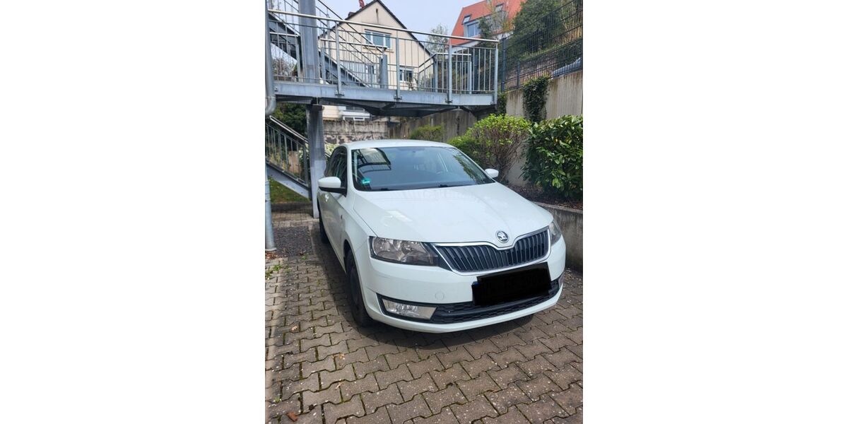 Skoda Rapid 157.400 km 5.900 &euro; Aschaffenburg 63739