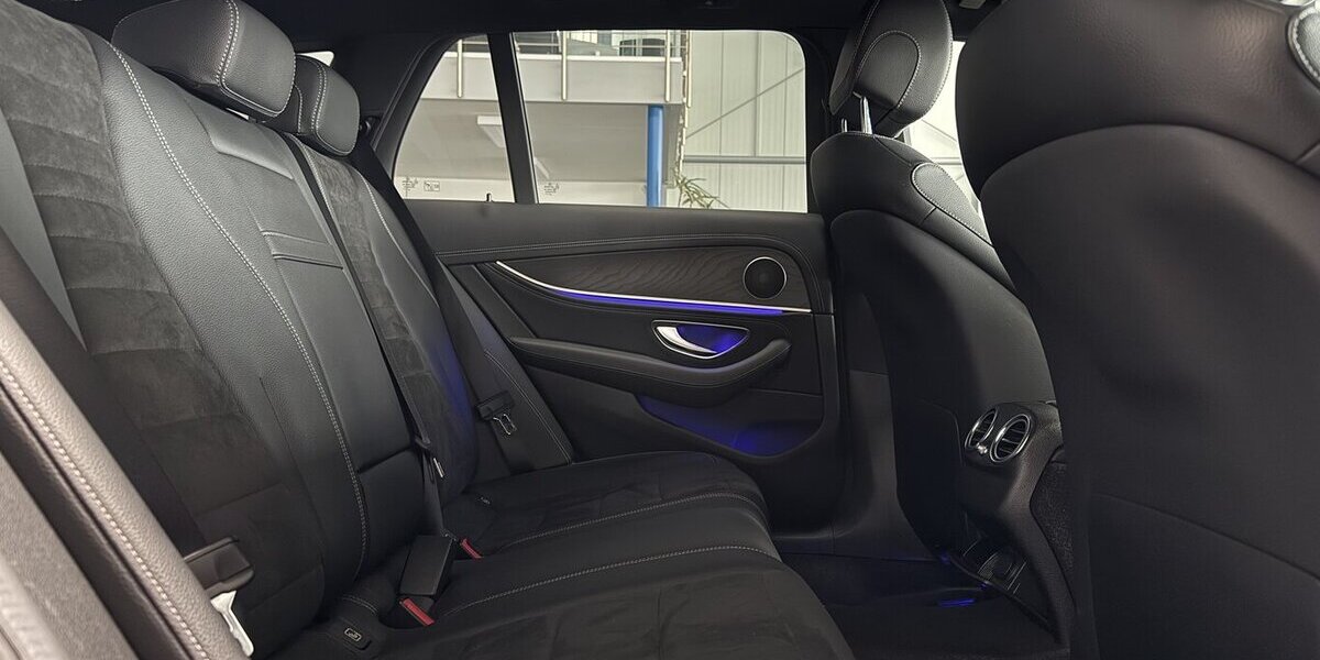 Mercedes-Benz E 220 T d AMG AHK-KAMERA-SCHIEBEDACH-CARPLAY-LED 72.980 km 38.890 &euro; Groß-Umstadt 64823