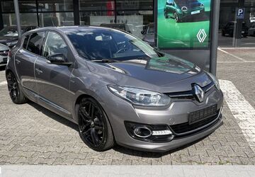 Renault Megane 87.446 km 8.970 &euro; Hanau 63452
