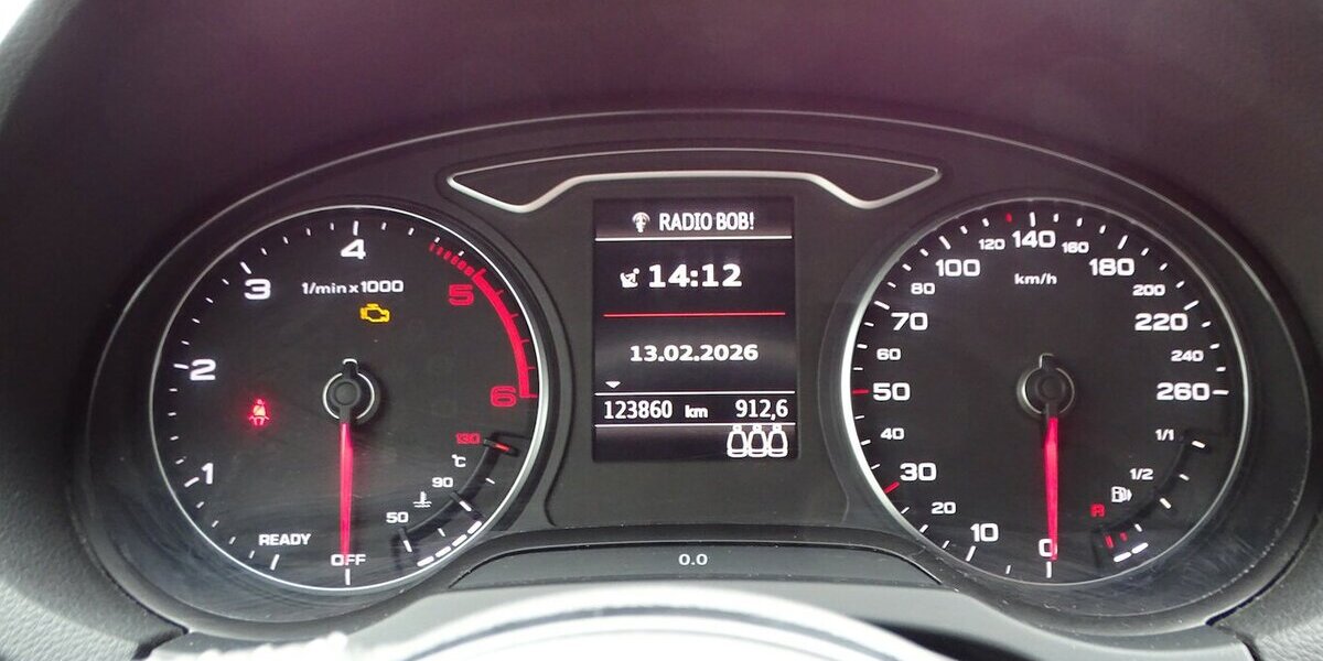 Audi A3 35 2,0l TDI S-Line Paket, Navi, Klimaauto., PDC 123.848 km 15.990 &euro; Rodgau 63110