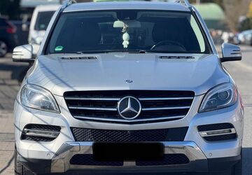 Mercedes-Benz ML 350 360.000 km 11.450 &euro; Dieburg 64807