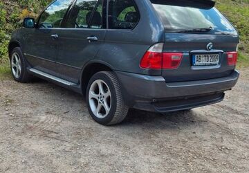 BMW X5 260.000 km 6.499 &euro; Aschaffenburg 63741