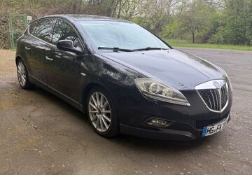 Lancia Delta 198.500 km 2.950 &euro; Kronberg 61476