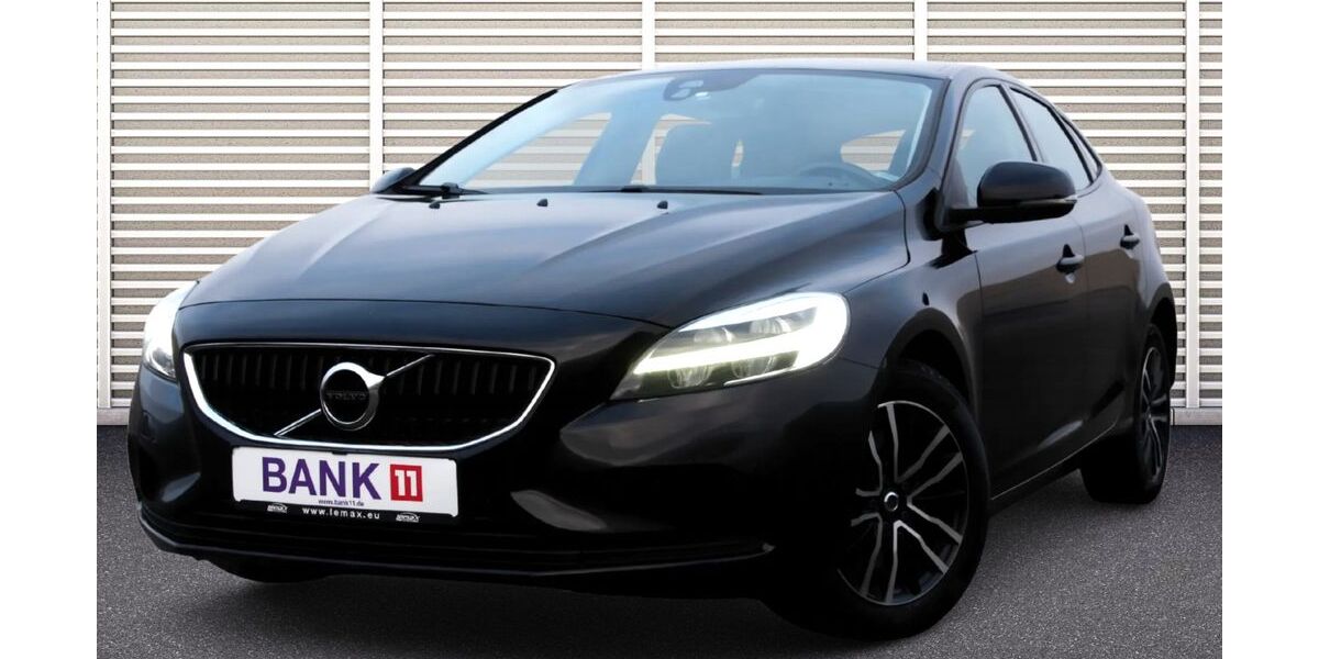 Volvo V40 242.070 km 8.699 &euro; Frankfurt am Main 60386