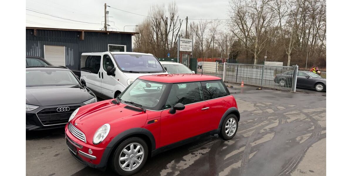 Mini Cooper 150.000 km 3.999 &euro; Frankfurt am Main 60486