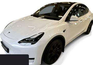 Tesla Model Y 69.560 km 29.900 &euro; Hanau 63457