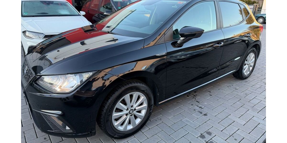 Seat Ibiza 99.667 km 12.999 &euro; FRANKFURT AM MAIN 60488