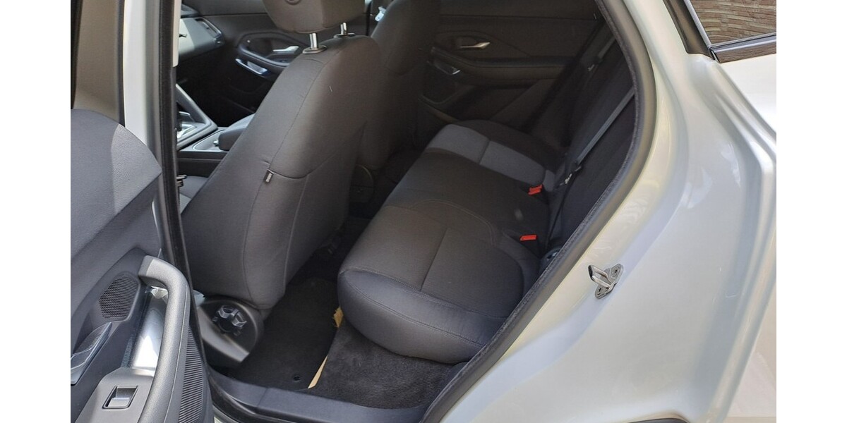 Jaguar E-Pace 103.950 km 23.750 &euro; Frankfurt am Main 60311