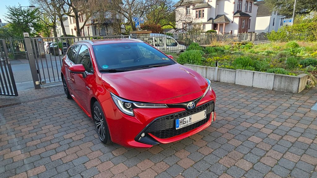 Toyota Corolla 71.700 km 18.250 &euro; Oberursel 61440