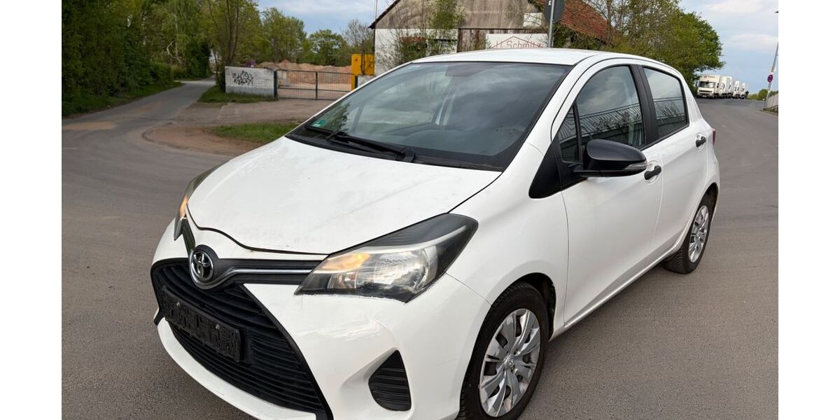 Toyota Yaris 63.000 km 6.500 &euro; Dietzenbach 63128