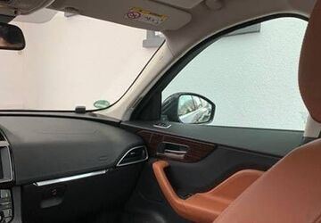 Jaguar F-Pace 130.000 km 19.000 &euro; Dreieich 63303