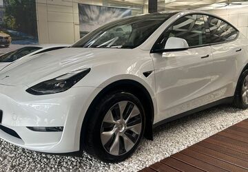 Tesla Model Y 28.382 km 36.950 &euro; Dieburg 64807