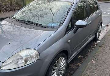 Fiat Grande Punto 150.000 km 2.200 &euro; Frankfurt am Main 60439