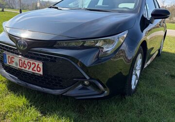 Toyota Corolla 23.500 km 24.999 &euro; Aschaffenburg 63743